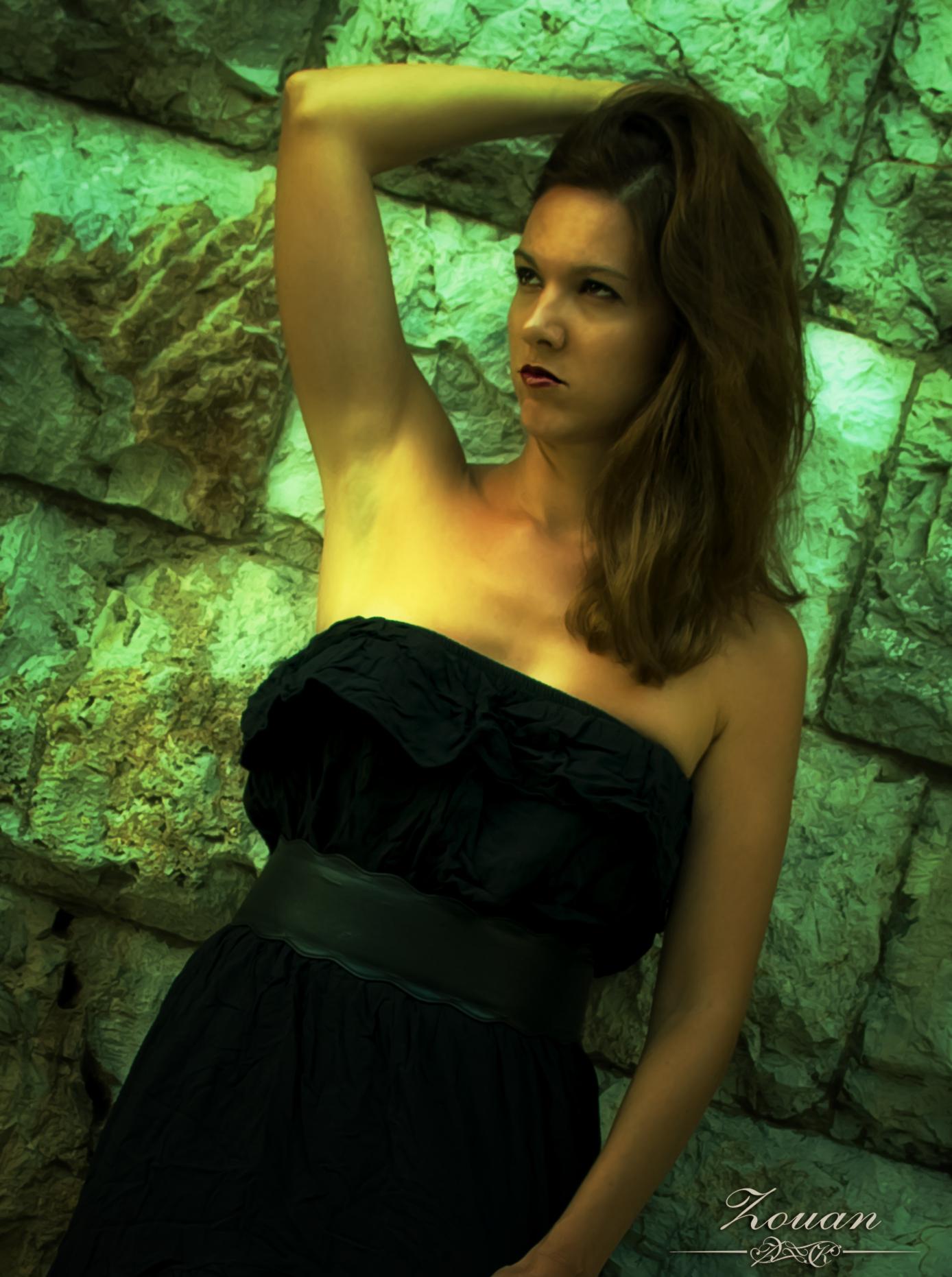 model Justine Philippidou Photography by Zouan Kourtis